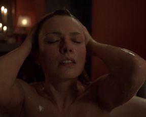 Elodie Frege nude – La main du mal s01e01 (2016)