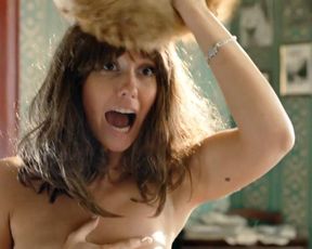 Agata Muceniece nude – Grazhdanskiy brak s01e02 (2017)