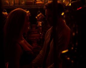 Betty Gilpin sexy – Nurse Jackie s07e05 (2015)