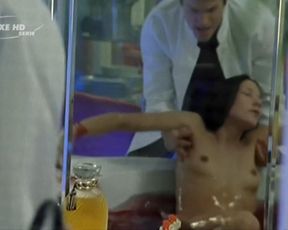 Sonja Rolsdorph nude – Klinikum Berlin Mitte – Leben in Bereitschaft s02e11 (2001)