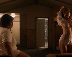 Kate Nash nude – GLOW s01e04 (2017)