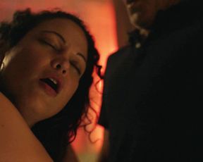 Yinoelle Colon nude – StartUp s01e03 (2016)