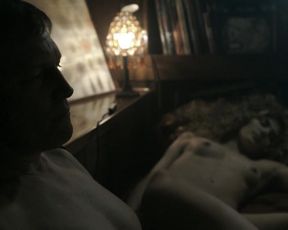 Denisa Chalupova nude – Cirkus Bukowsky s01e05-06 (2013)