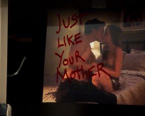 Willa Fitzgerald sexy – Scream s01e05 (2015)