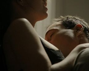 Merritt Patterson sexy – Damaged (2015)