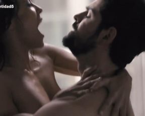 Silvia Alonsoo nude – Sin Identidad s02e05 (2015)