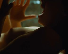 Jennifer Ulrich nackt – 205 – Zimmer der Angst (2011)