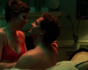 Maggie Gyllenhaal sexy – The Honourable Woman s01e02 (2014)