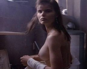 Mariel Hemingway nude – Tales from the Crypt s03e01 (1991)
