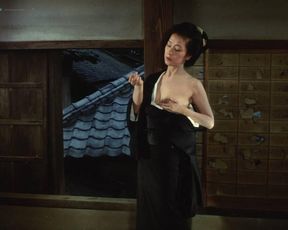 Mariko Kaga nude – Kagero-za (1981)