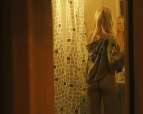 Marta Dylewska nude – Bilet na Ksiezyc (2013)