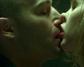 Paz de la Huerta nude – 5 Up 2 Down (2006)