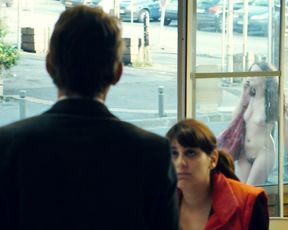 Sara Forestier nude – Le nom des gens (2010)
