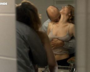 Natacha Lindinger nude – Le repenti (2009)