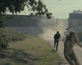 Geraldine Martineau nude – Le guetteur (2012)