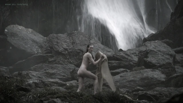 Alyssa sutherland nude