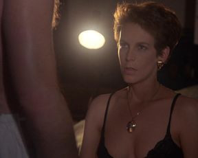 Jamie Lee Curtis sexy – A Fish Called Wanda (1988)