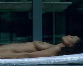 Thandie Newton nude – Westworld s01e05 (2016)