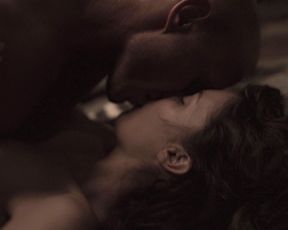 Tanit Phoenix sexy – Death Race 2 (2010)