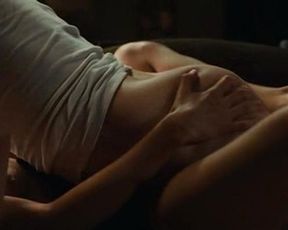 Rosamund Pike nude, Ayelet Zurer nude – Fugitive Pieces (2007)