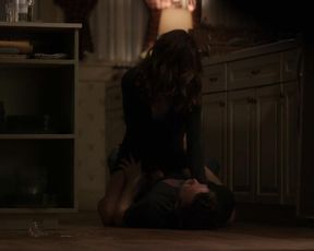 Michelle Monaghan sexy – The Path s01e09 (2016)