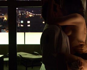 Mary-Louise Parker nude – Weeds s03-08 (2007-2012)