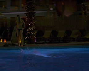 Amber Heard nude, Amanda Seyfried nude – Alpha Dog (2006)