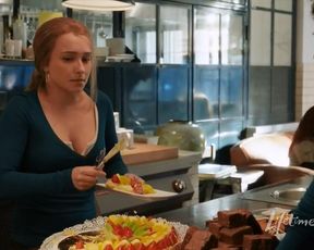 Hayden Panettiere sexy – Amanda Knox: Murder on Trial in Italy (2011)