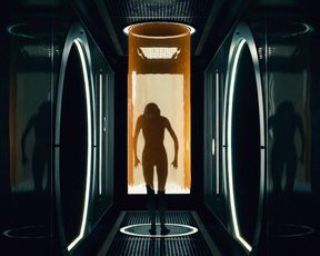 Shailene Woodley nude – Allegiant (2016)