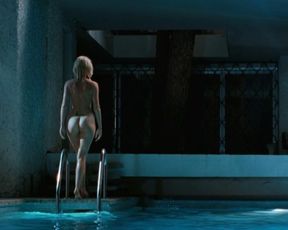 Louise Bourgoin nude – L’autre monde (2010)