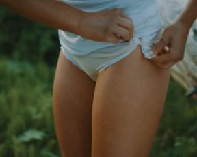 Madeleine Borg nude – American Burger (2014)