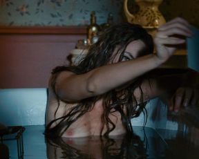 Louise Bourgoin nude – Les aventures extraordinaires d’Adele Blanc-Sec (2010)