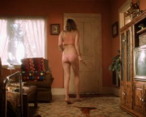 Daveigh Chase sexy – American Romance (2016)