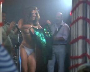 Elizabeth Hurley nude, Patsy Kensit sexy – Kill Cruise (1990)