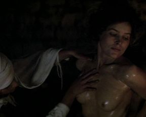Alice Krige nude, Cherie Lunghi nude – King David (1985)