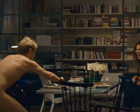 Jessica Schwarz nude – Adieu Paris (2013)