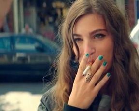 Alma Jodorowsky nude – Kids in Love (2016)