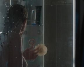 Sophie Pregent nude – Les 3 p’tits cochons 2 (2016)