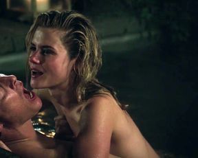 Rachael Taylor sexy – Gold (2016)