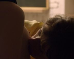 Anais Demoustier nude, Sophie Verbeeck nude – A trois on y va (2015)