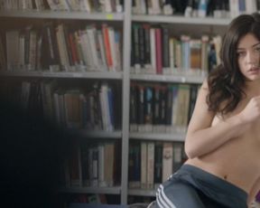 Adele Exarchopoulos nude – Eperdument (2016)