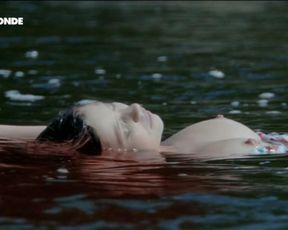 Florence Coste nude – La face (2016)