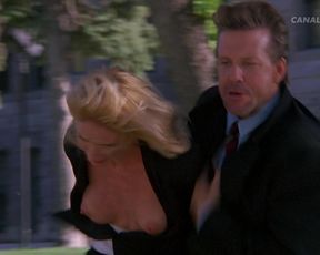 Kelly Lynch nude – Desperate Hours (1990)