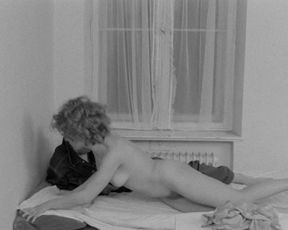 Hanna Schygulla nude – Liebe ist kälter als der Tod (1969)