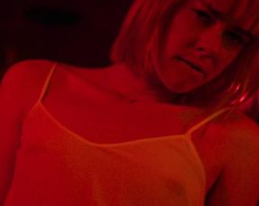 Jena Malone nude – Bottom of the World (2017)