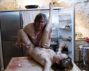 Jule Bowe nude, Jytte-Merle Bohrnsen sexy – Affenkonig (2016)