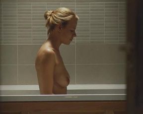 Aleksandra Rebenok naked – Do Svidaniya Mama (2014)
