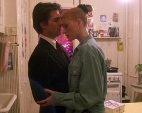 Fay Masterson sexy – Eyes Wide Shut (1999)