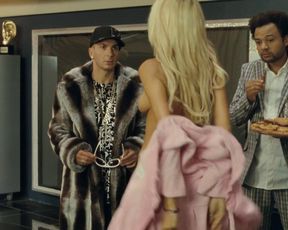 Isabelle Funaro nude – Fatal (2010)