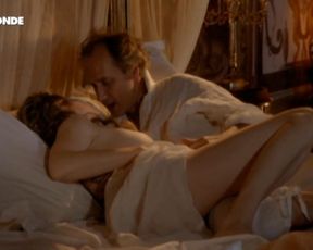 Marie-Josee Croze nude – La certosa di Parma (2012)